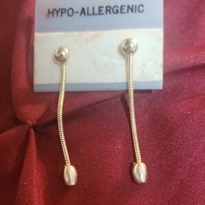 Elegant Gold Dangle Earrings